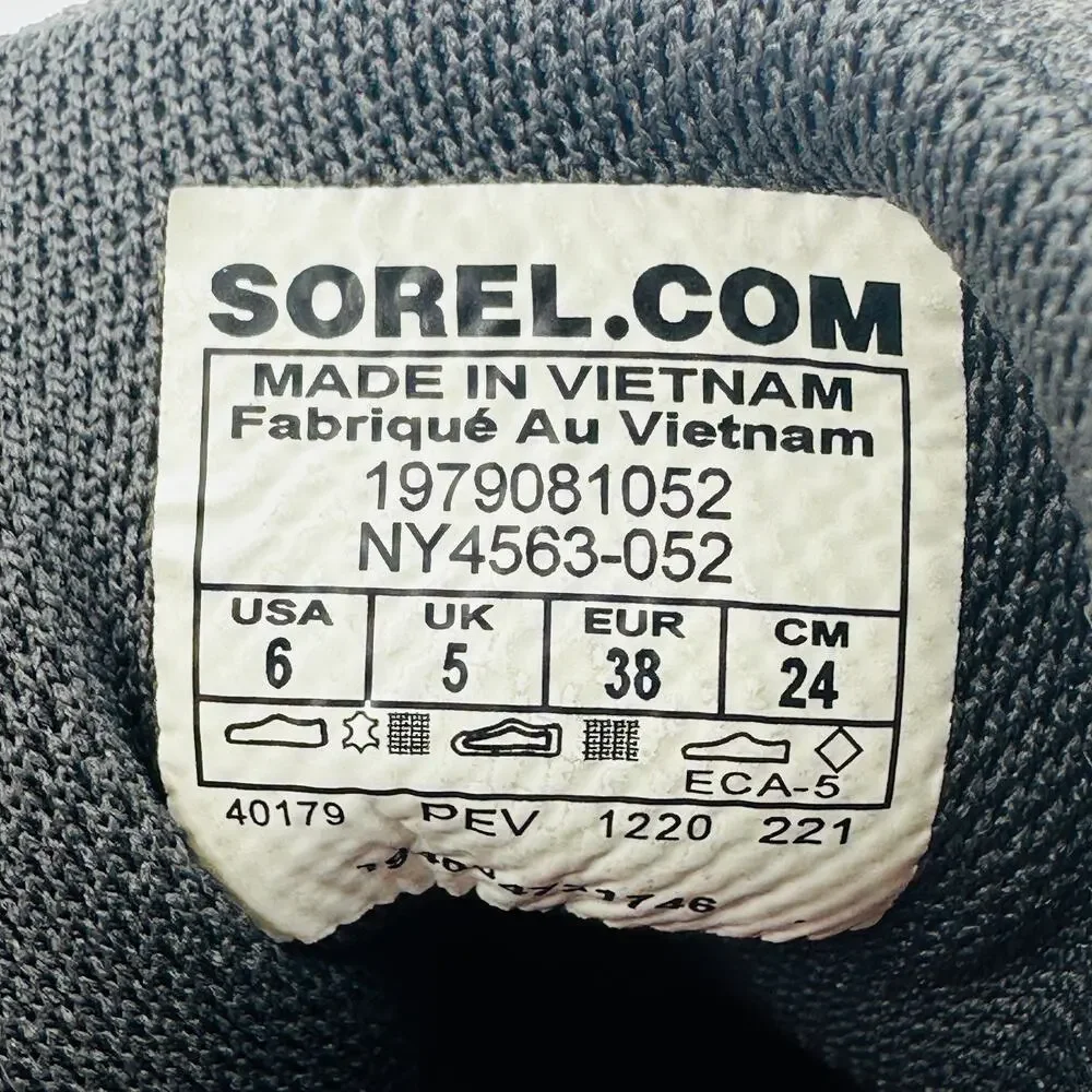 Sorel Out N About Classic Boots Quarry NY4563-052 Kids Size 6 / Women's Size 7